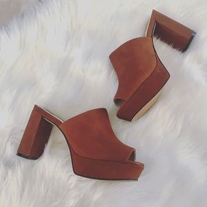 Vince Camuto Rare Basilia Platform Mule